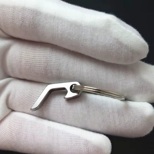 Portable Stainless Steel Beer Bottle Opener Keychain for Men Mini Metal Bottle Can Opener Kitchen Gadgets Keyring